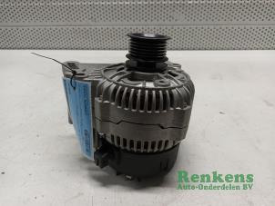 Gebruikte Dynamo Volkswagen Golf III Cabrio (1E) 1.8,Avantgarde Prijs € 50,00 Margeregeling aangeboden door Renkens Auto-Onderdelen B.V.