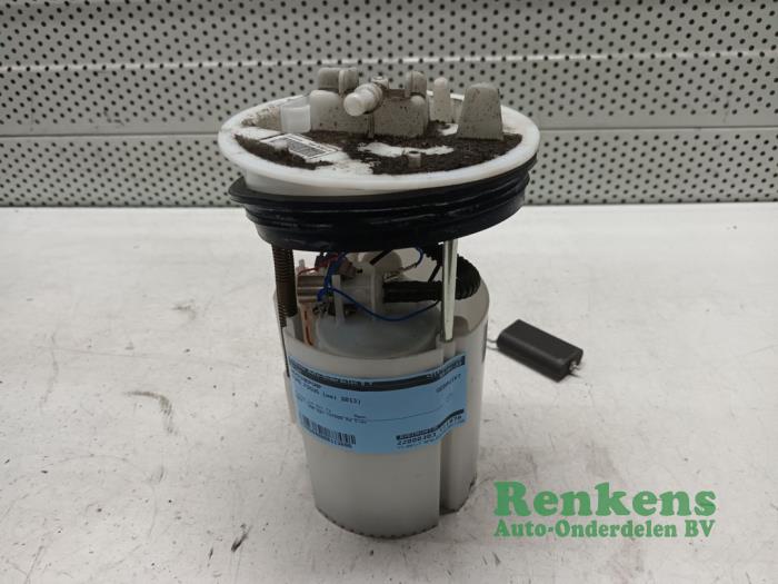 Gebruikte Benzinepomp Ford Focus 3 Wagon 1.0 Ti-VCT EcoBoost 12V 100 Prijs € 60,00 Margeregeling aangeboden door Renkens Auto-Onderdelen B.V.