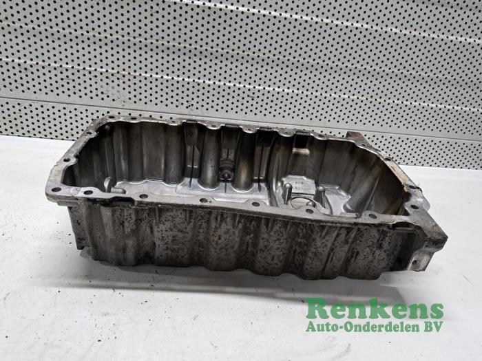 Gebruikte Carterpan Volkswagen Touran (1T1/T2) 2.0 TDI DPF Prijs € 25,00 Margeregeling aangeboden door Renkens Auto-Onderdelen B.V.