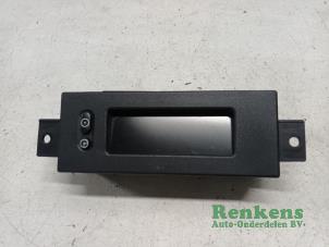 Gebruikte Display Interieur Opel Corsa D 1.3 CDTi 16V ecoFLEX Prijs € 20,00 Margeregeling aangeboden door Renkens Auto-Onderdelen B.V.