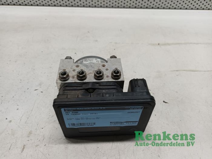 Gebruikte ABS Pomp Volkswagen Touran (5T1) 2.0 TDI 150 Prijs € 175,00 Margeregeling aangeboden door Renkens Auto-Onderdelen B.V.
