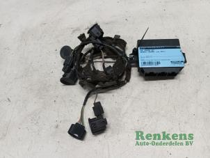 Gebruikte PDC Sensor Set Renault Megane III Grandtour (KZ) 1.5 dCi 90 Prijs € 100,00 Margeregeling aangeboden door Renkens Auto-Onderdelen B.V.