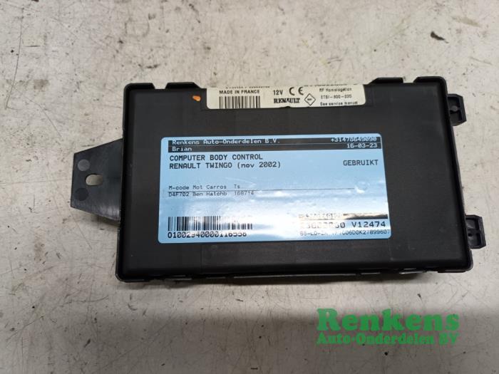 Gebruikte Module Bodycontrol Renault Twingo (C06) 1.2 16V Prijs € 40,00 Margeregeling aangeboden door Renkens Auto-Onderdelen B.V.