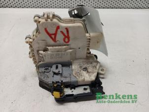 Gebruikte Deurslot Mechaniek 4Deurs rechts-achter Seat Leon (1P1) 1.4 TSI 16V Prijs op aanvraag aangeboden door Renkens Auto-Onderdelen B.V.