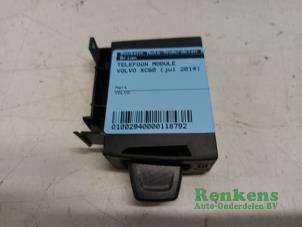 Gebruikte Telefoon Module Volvo XC60 I (DZ) 2.0 D4 16V Prijs € 20,00 Margeregeling aangeboden door Renkens Auto-Onderdelen B.V.