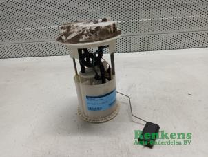 Gebruikte Benzinepomp Citroen C2 (JM) 1.1 Prijs € 40,00 Margeregeling aangeboden door Renkens Auto-Onderdelen B.V.