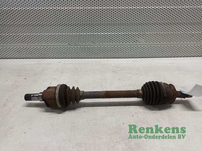 Gebruikte Steekas links-voor Mini Mini (R56) 1.6 16V Cooper Prijs € 40,00 Margeregeling aangeboden door Renkens Auto-Onderdelen B.V.