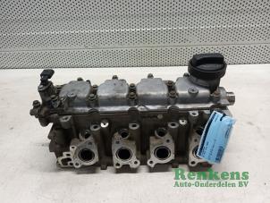 Gebruikte Cilinderkop Volkswagen Polo III (6N2) 1.0 Prijs op aanvraag aangeboden door Renkens Auto-Onderdelen B.V.