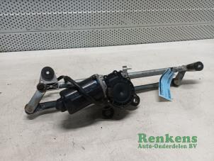 Gebruikte Ruitenwismotor + Mechaniek Opel Vectra C 1.8 16V Prijs € 40,00 Margeregeling aangeboden door Renkens Auto-Onderdelen B.V.