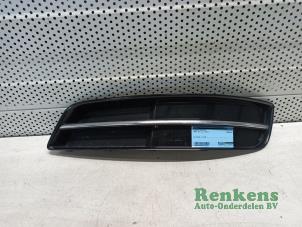 Gebruikte Bumper Rooster Audi A3 Sportback (8PA) 1.2 TFSI Prijs € 40,00 Margeregeling aangeboden door Renkens Auto-Onderdelen B.V.