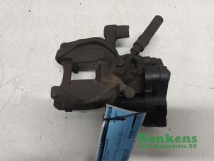 Gebruikte Remklauw (Tang) links-achter Volkswagen T-Roc I 1.0 TSI 12V BlueMotion Prijs € 75,00 Margeregeling aangeboden door Renkens Auto-Onderdelen B.V.