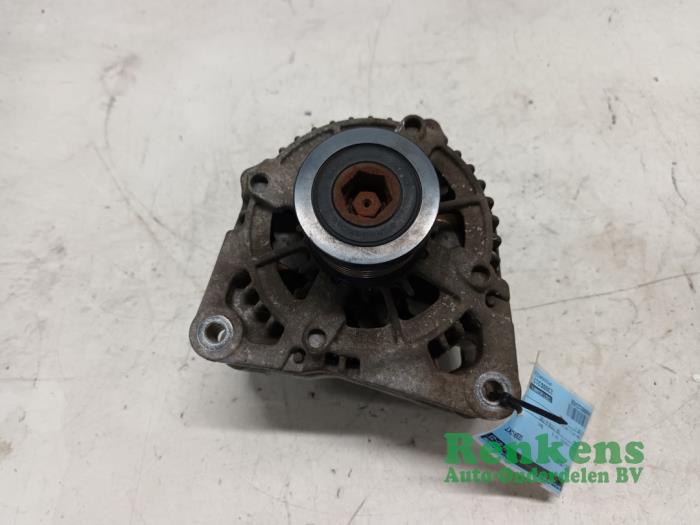 Gebruikte Dynamo Ford Fiesta 6 (JA8) 1.0 Ti-VCT 12V 65 Prijs € 30,00 Margeregeling aangeboden door Renkens Auto-Onderdelen B.V.