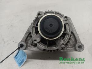 Gebruikte Alternator Opel Corsa E 1.2 16V Prijs € 50,00 Margeregeling aangeboden door Renkens Auto-Onderdelen B.V.