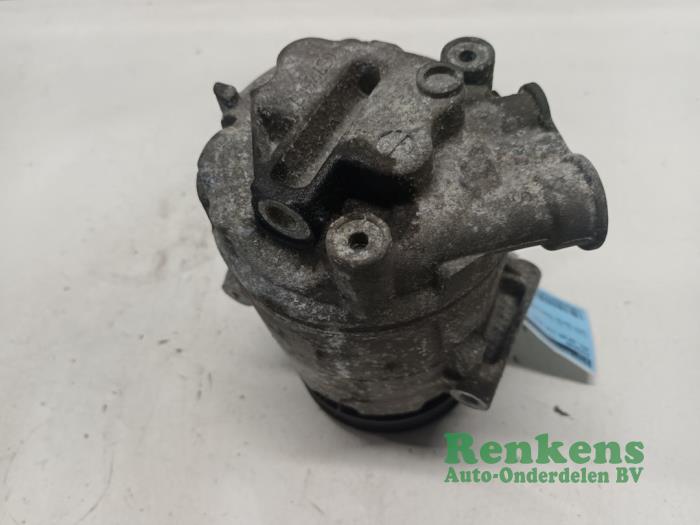 Gebruikte Aircopomp Opel Zafira (M75) 2.0 16V Turbo OPC Prijs € 90,00 Margeregeling aangeboden door Renkens Auto-Onderdelen B.V.