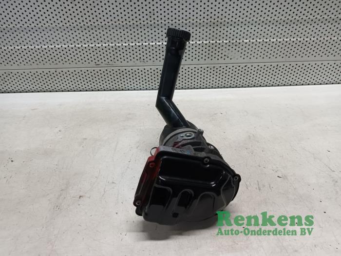 Gebruikte Servopomp Peugeot Partner Tepee (7A/B/C/D/E/F/G/J/P/S) 1.6 HDI 75 Prijs € 100,00 Margeregeling aangeboden door Renkens Auto-Onderdelen B.V.