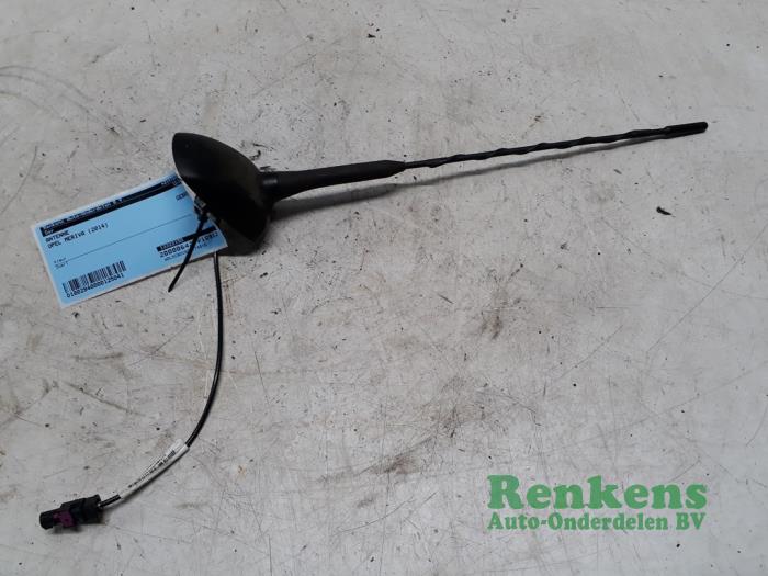 Gebruikte Antenne Opel Meriva (B) 1.4 16V Ecotec Prijs € 20,00 Margeregeling aangeboden door Renkens Auto-Onderdelen B.V.