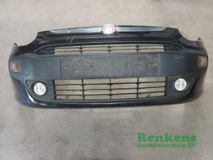 Gebruikte Voorbumper Fiat Punto Evo (199) 1.3 JTD Multijet 85 16V Euro 5 Prijs op aanvraag aangeboden door Renkens Auto-Onderdelen B.V.