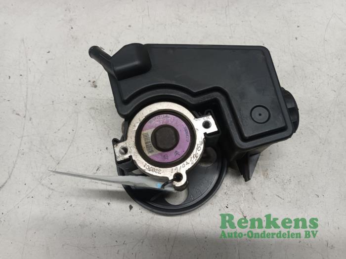 Gebruikte Servopomp Peugeot 206 (2A/C/H/J/S) 1.6 XS,XT Prijs € 35,00 Margeregeling aangeboden door Renkens Auto-Onderdelen B.V.