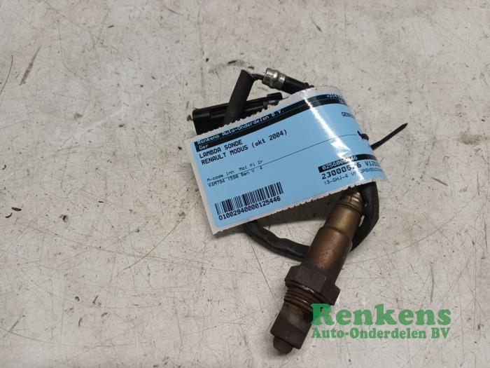 Gebruikte Lambda Sonde Renault Modus/Grand Modus (JP) 1.6 16V Prijs € 20,00 Margeregeling aangeboden door Renkens Auto-Onderdelen B.V.