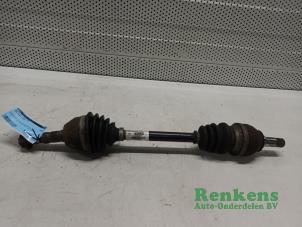 Gebruikte Cardanas links-voor (VWA) Opel Astra J (PC6/PD6/PE6/PF6) 1.4 16V ecoFLEX Prijs € 40,00 Margeregeling aangeboden door Renkens Auto-Onderdelen B.V.