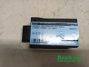 Gebruikte Deur module Citroen Xsara Picasso (CH) 2.0 16V Prijs € 25,00 Margeregeling aangeboden door Renkens Auto-Onderdelen B.V.
