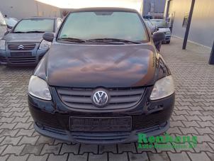 Gebruikte Voorbumper Volkswagen Fox (5Z) 1.2 Prijs op aanvraag aangeboden door Renkens Auto-Onderdelen B.V.