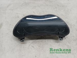 Gebruikte Kilometerteller KM Toyota Avensis Wagon (T25/B1E) 1.8 16V VVT-i Prijs € 50,00 Margeregeling aangeboden door Renkens Auto-Onderdelen B.V.