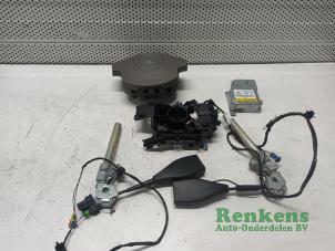 Gebruikte Airbag Set + Module Renault Kangoo Express (FW) 1.5 dCi 70 Prijs € 200,00 Margeregeling aangeboden door Renkens Auto-Onderdelen B.V.