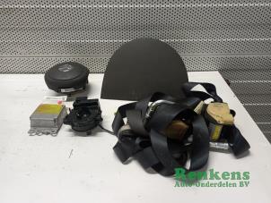 Gebruikte Airbag Set + Module Nissan Micra (K13) 1.2 12V Prijs op aanvraag aangeboden door Renkens Auto-Onderdelen B.V.