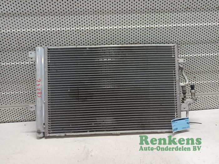 Gebruikte Airco Condensor Opel Astra H (L48) 1.6 16V Twinport Prijs € 35,00 Margeregeling aangeboden door Renkens Auto-Onderdelen B.V.
