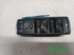 Gebruikte Ruit schakelaar elektrisch Mercedes A (W176) 1.6 A-180 16V Prijs € 25,00 Margeregeling aangeboden door Renkens Auto-Onderdelen B.V.