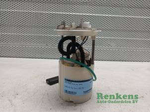 Gebruikte Benzinepomp Alfa Romeo MiTo (955) 1.4 Multi Air 16V Prijs € 35,00 Margeregeling aangeboden door Renkens Auto-Onderdelen B.V.