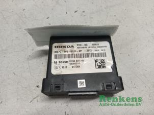 Gebruikte PDC Module Honda Civic (FK1/2/3) 1.6 i-DTEC Advanced 16V Prijs op aanvraag aangeboden door Renkens Auto-Onderdelen B.V.