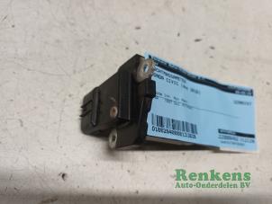 Gebruikte Luchtmassameter Honda Civic (FK1/2/3) 1.6 i-DTEC Advanced 16V Prijs € 20,00 Margeregeling aangeboden door Renkens Auto-Onderdelen B.V.