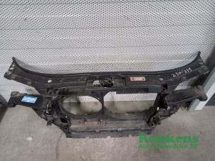 Gebruikte Frontpaneel Audi A6 Avant (C5) 2.4 V6 30V Prijs € 50,00 Margeregeling aangeboden door Renkens Auto-Onderdelen B.V.