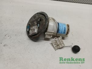 Gebruikte Benzinepomp Opel Tigra Twin Top 1.8 16V Prijs € 40,00 Margeregeling aangeboden door Renkens Auto-Onderdelen B.V.