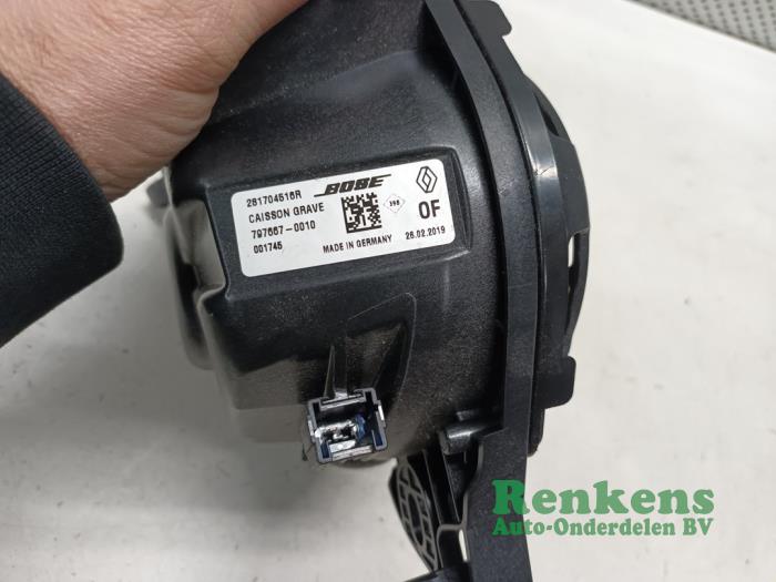 Luidspreker van een Renault Megane IV (RFBB) 1.3 TCe 140 16V 2019