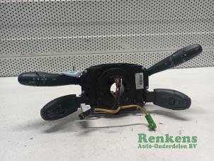 Gebruikte Combischakelaar Stuurkolom Peugeot 207/207+ (WA/WC/WM) 1.6 16V RC Turbo Prijs op aanvraag aangeboden door Renkens Auto-Onderdelen B.V.