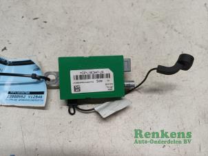 Gebruikte Antenne Versterker Ford Focus 3 Wagon 1.0 Ti-VCT EcoBoost 12V 125 Prijs € 15,00 Margeregeling aangeboden door Renkens Auto-Onderdelen B.V.