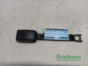 Gebruikte Veiligheidsgordel Insteek rechts-voor Toyota Aygo (B10) 1.0 12V VVT-i Prijs € 15,00 Margeregeling aangeboden door Renkens Auto-Onderdelen B.V.