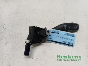 Gebruikte Schakelaar Ruitenwisser Seat Leon (1P1) 1.4 TSI 16V Prijs € 20,00 Margeregeling aangeboden door Renkens Auto-Onderdelen B.V.