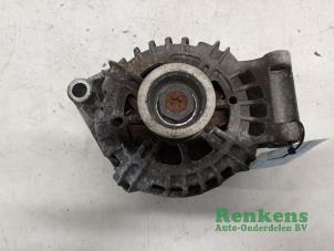 Gebruikte Dynamo Ford Fiesta 6 (JA8) 1.25 16V Prijs € 35,00 Margeregeling aangeboden door Renkens Auto-Onderdelen B.V.