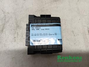 Gebruikte PDC Module Opel Karl 1.0 12V Prijs € 50,00 Margeregeling aangeboden door Renkens Auto-Onderdelen B.V.