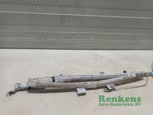 Gebruikte Hemel airbag rechts Opel Karl 1.0 12V Prijs € 50,00 Margeregeling aangeboden door Renkens Auto-Onderdelen B.V.