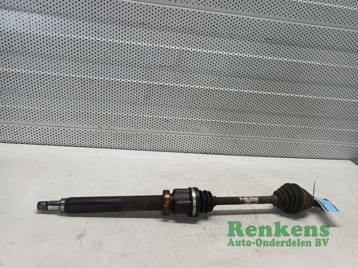 Gebruikte Aandrijfas rechts-voor Ford Fiesta 6 (JA8) 1.4 16V Prijs € 35,00 Margeregeling aangeboden door Renkens Auto-Onderdelen B.V.