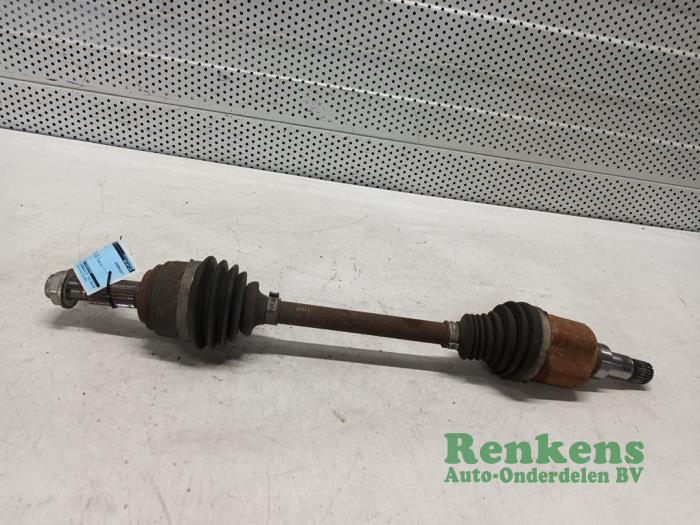 Gebruikte Steekas links-voor Ford Tourneo Courier (JU2) 1.0 Ti-VCT EcoBoost 12V Prijs € 100,00 Margeregeling aangeboden door Renkens Auto-Onderdelen B.V.