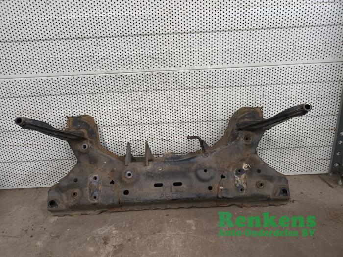 Gebruikte Subframe Ford B-Max (JK8) 1.0 EcoBoost 12V 125 Prijs € 90,00 Margeregeling aangeboden door Renkens Auto-Onderdelen B.V.