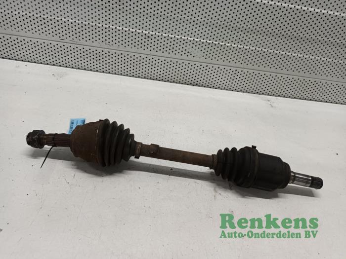 Gebruikte Aandrijfas links-voor Fiat Doblo (223A/119) 1.9 JTD Prijs € 30,00 Margeregeling aangeboden door Renkens Auto-Onderdelen B.V.