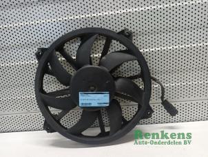 Gebruikte Koelvin Motor Citroen C4 Coupé (LA) 1.6 16V VTi 120 Prijs € 35,00 Margeregeling aangeboden door Renkens Auto-Onderdelen B.V.