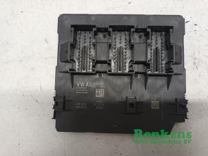 Gebruikte Sam module Volkswagen Passat Variant (365) 1.4 TSI 16V Prijs € 50,00 Margeregeling aangeboden door Renkens Auto-Onderdelen B.V.